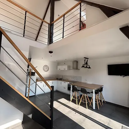 La Hulotte 2 - Sur La Route Du Mont-st-michel * Céaux